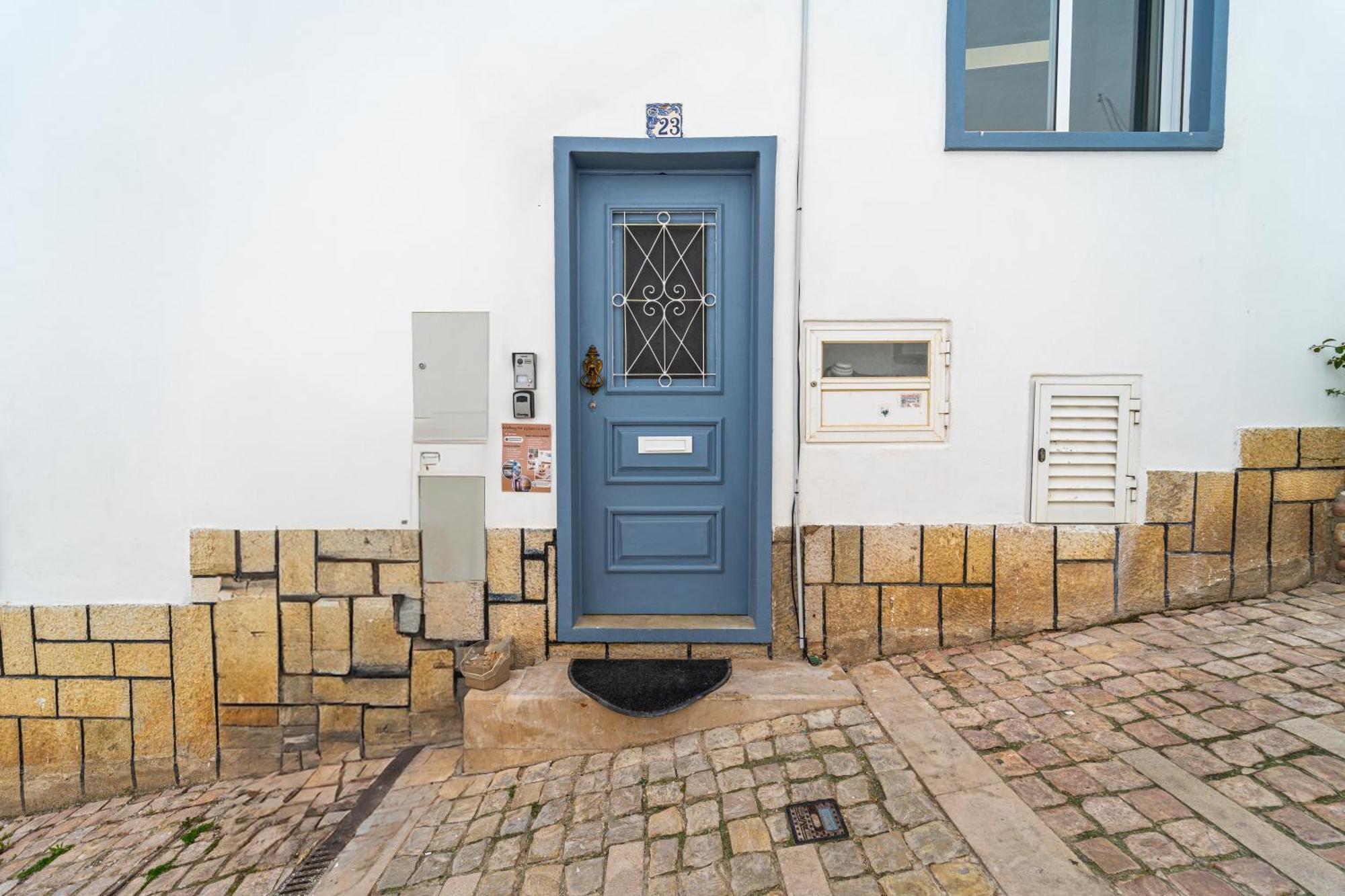 Sandy Bottoms Hostel Albufeira Exterior photo