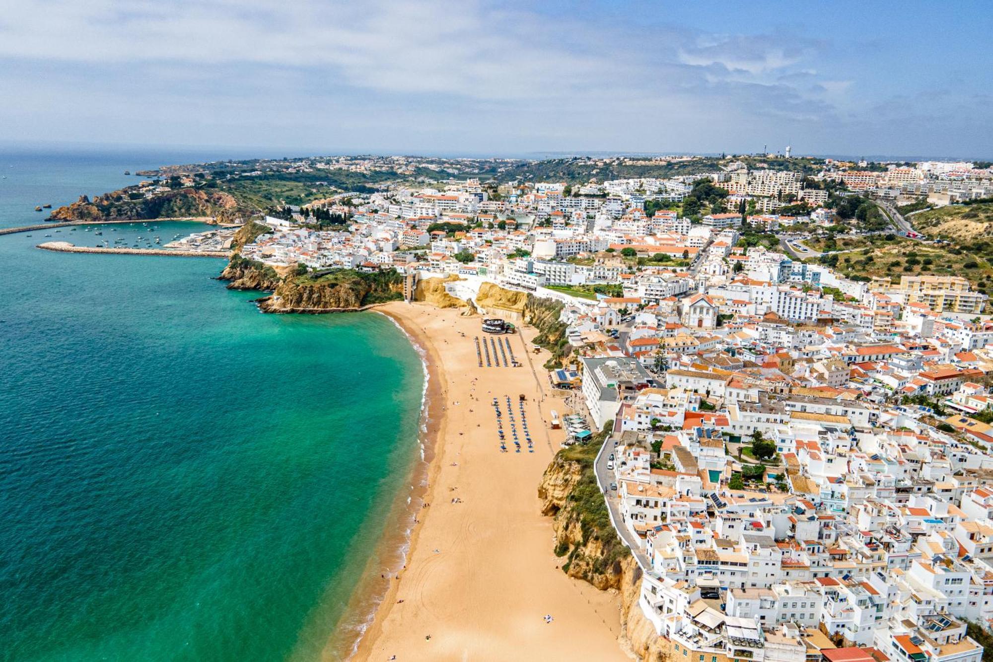 Sandy Bottoms Hostel Albufeira Exterior photo